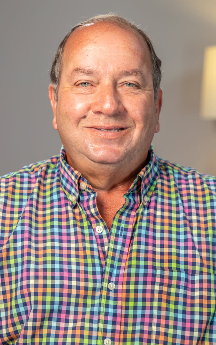 Ronnie had a tooth extracted and got dental implants at Oral Surgery & Dental Implant Specialists South Carolina